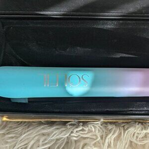 SOLEIL FLAT IRON & IRON HOLDER **LIMITED EDITION *" UNICORN